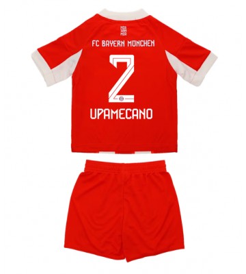 Bayern Munich Dayot Upamecano #2 Replik Heimtrikot Kinder 2025-26 Kurzarm (+ Kurze Hosen)